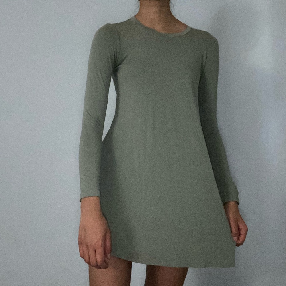 Forever 21 Sage Green Long Sleeve Dress